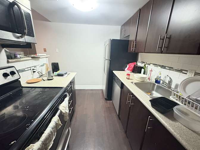 Melike Buyurgan's room