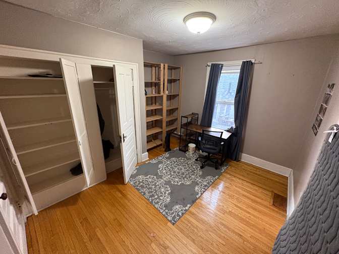 Artem Lanhin's room