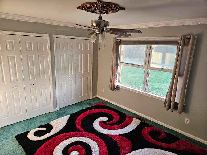 Debra L Kudrycki's room