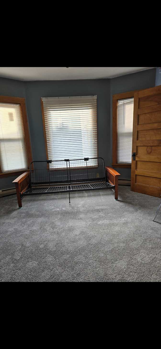 ROSALIE M BEDNARZ's room