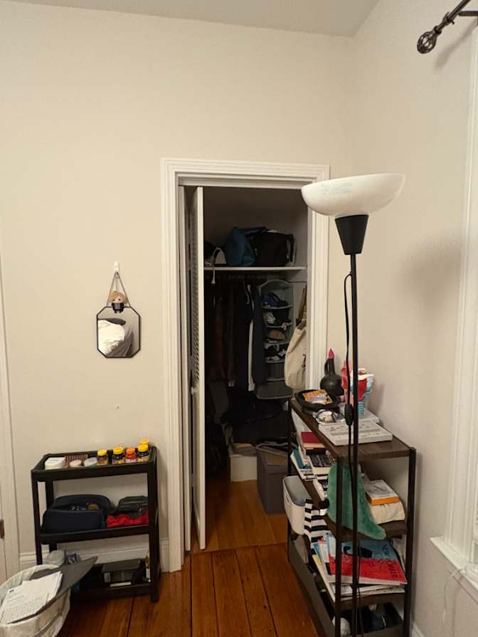 Daman's room
