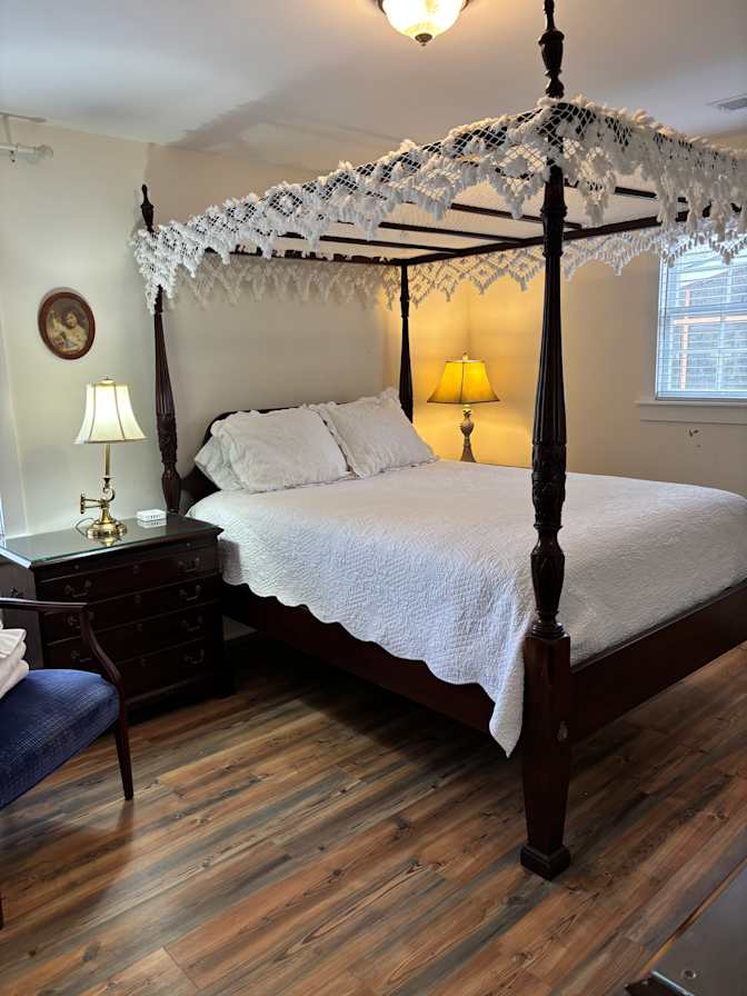 Ernie and Donna's room