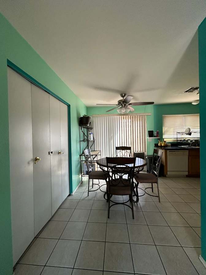 Ricardo's room