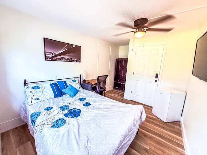 PadSplit's room