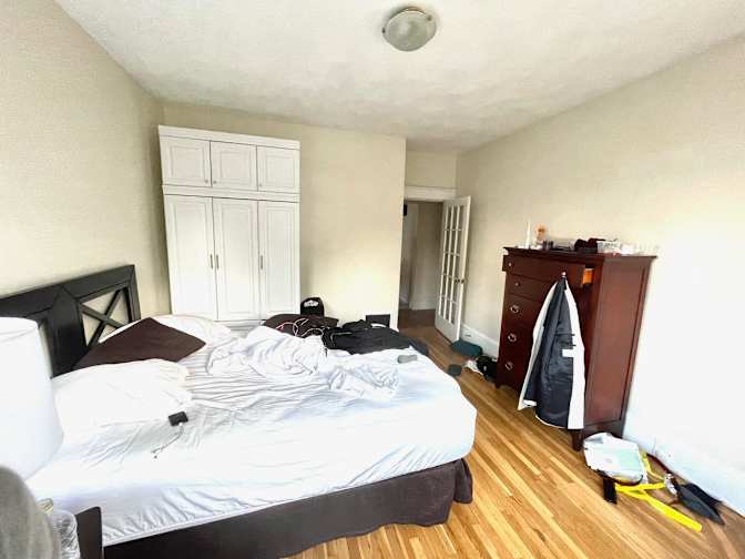 Steve's room