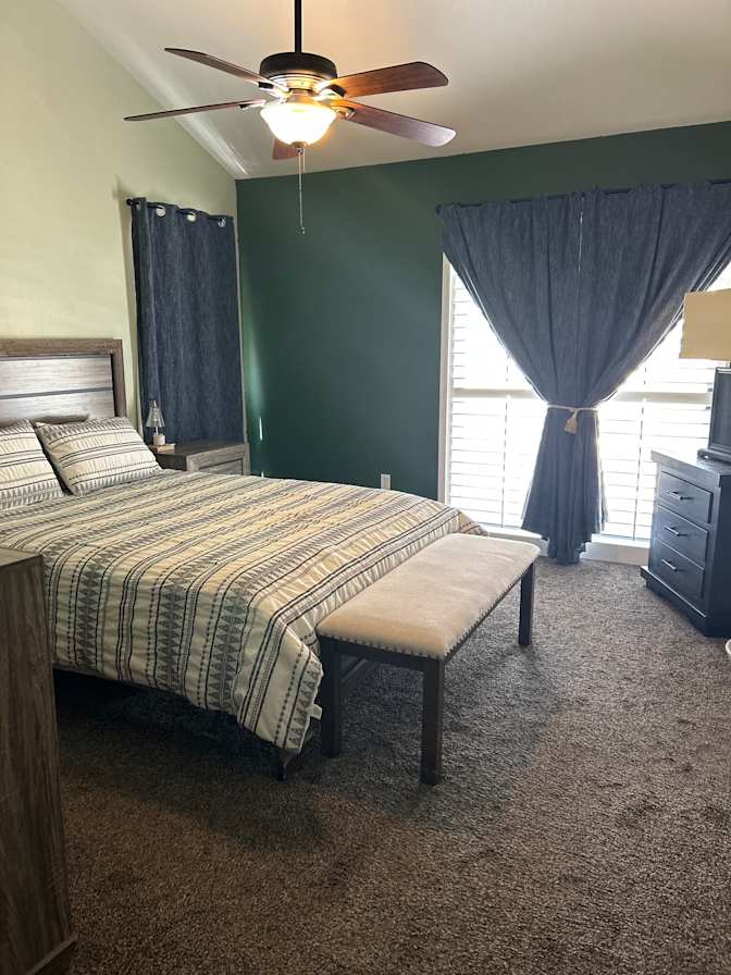 Litzy's room