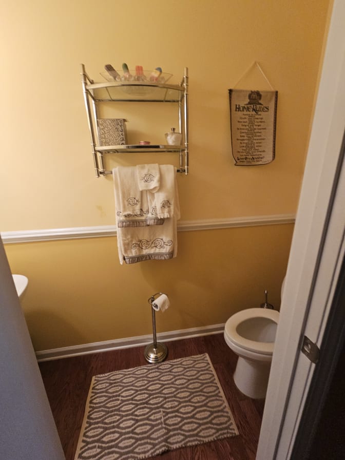 CL&C Property Management and Consulting's room