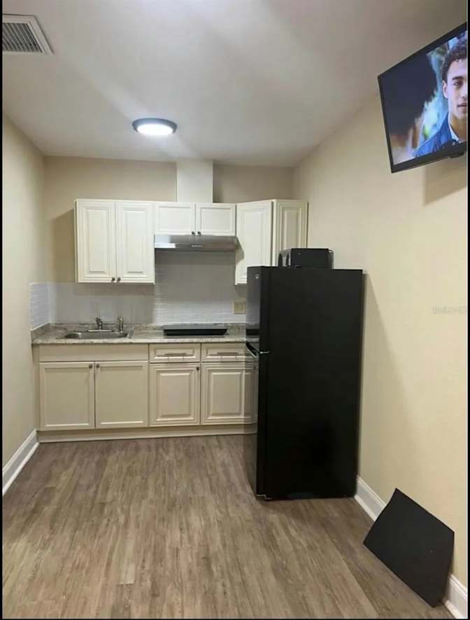 jose's room