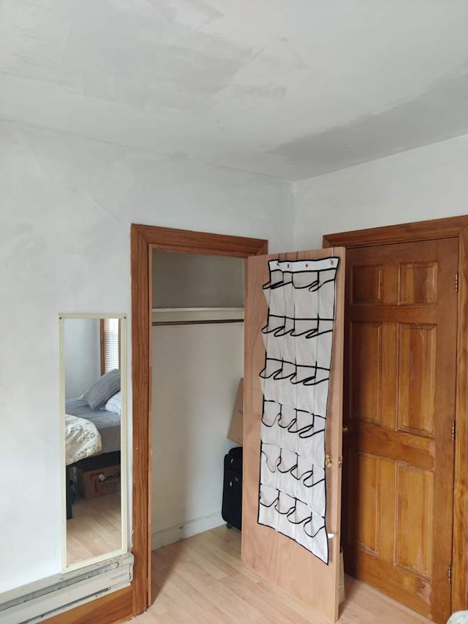 Cüneyt's room