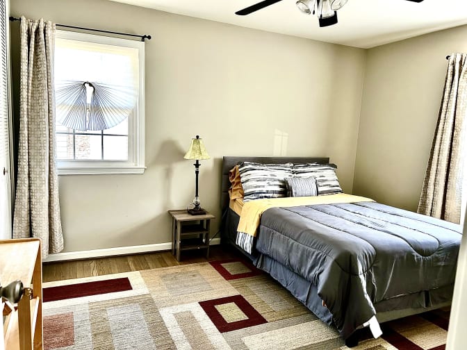 Elna's room