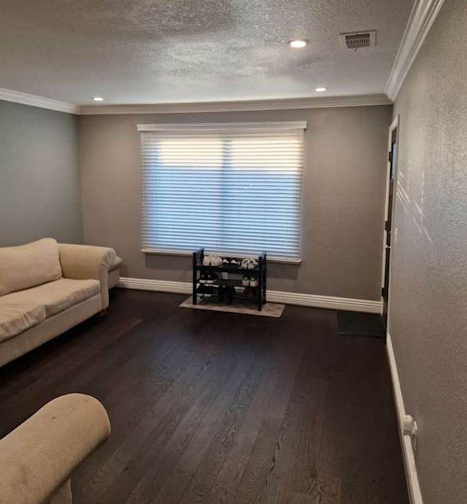 Jose's room