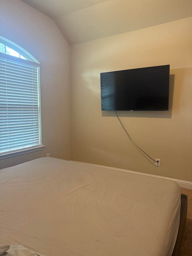 Thao's room