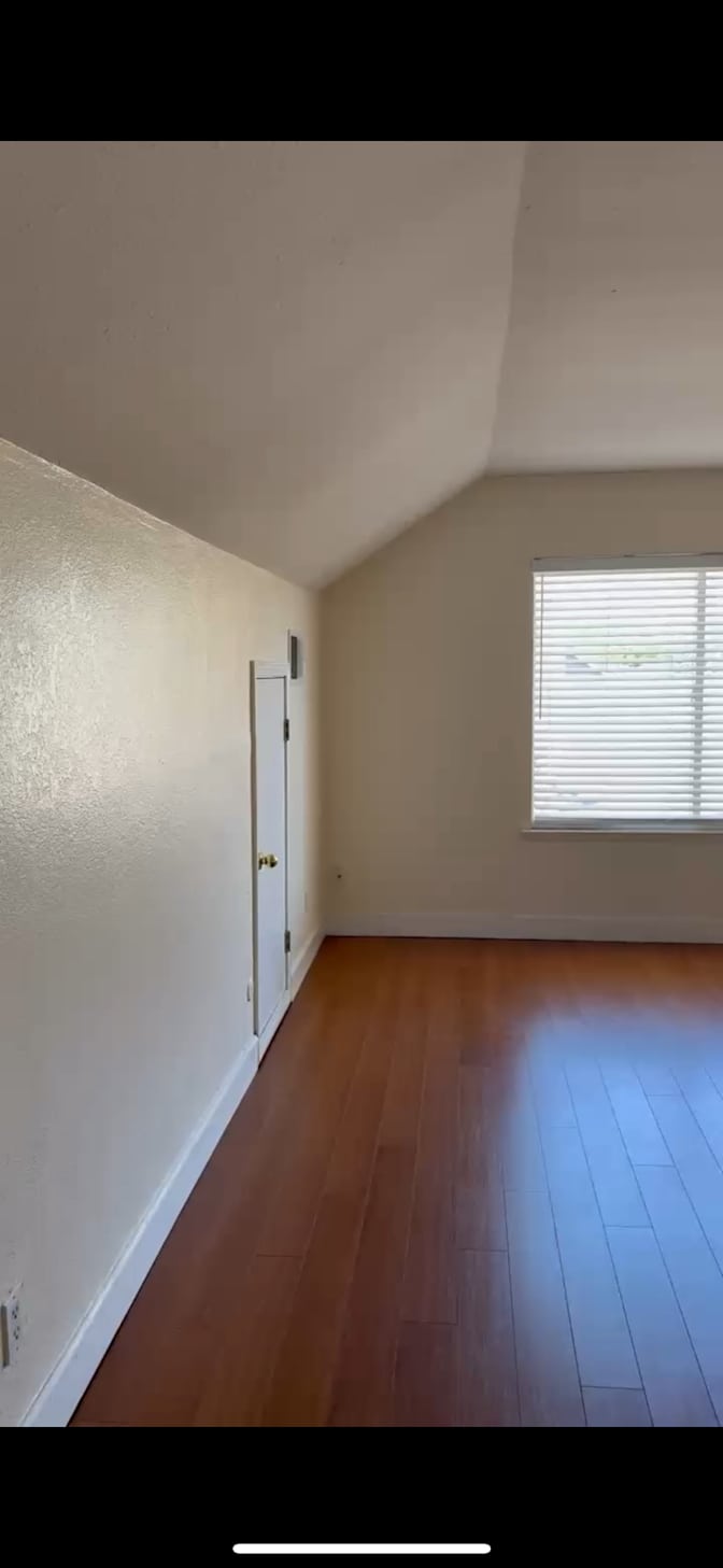 dulce ortiz's room