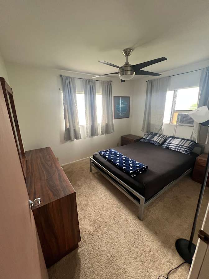 Ric's room