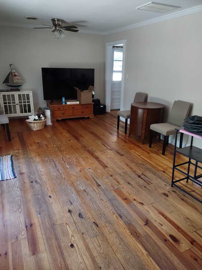 David Groninger's room