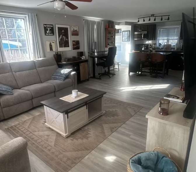 Erik's room