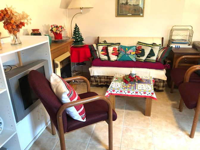 Annie Dalayon's room