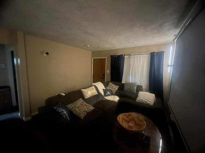 Darwin Pitts's room