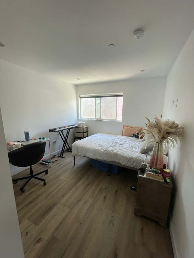 Nicolas Navarro's room