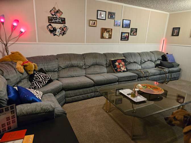 CHRISY's room