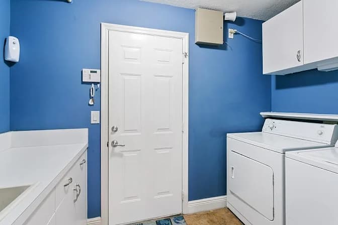 Dan's room