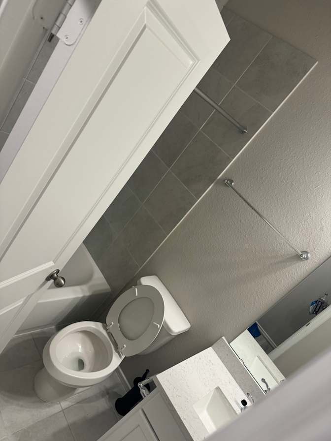 MIRACLE's room