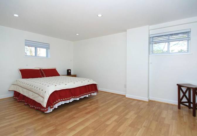 Dexter's room