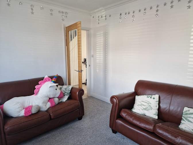 Jeanneil's room