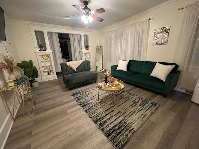 Lotus Consulting and Management LLC's room
