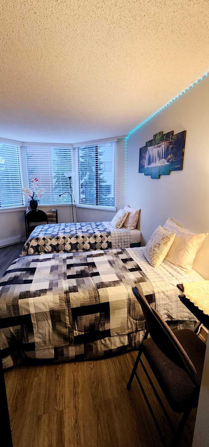 MELODY ZAFARALLA's room