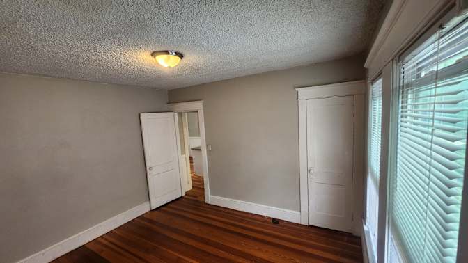 Edward Hernandez's room