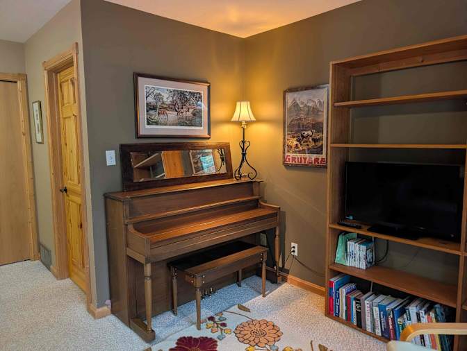 Gregg's room