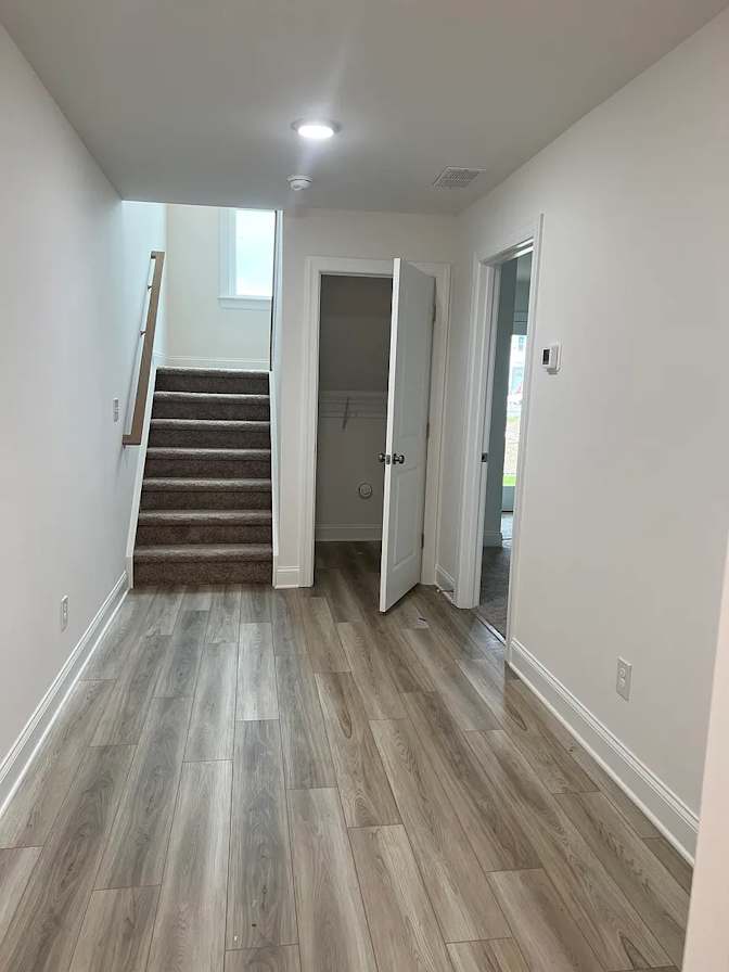 Alcove Rooms's room