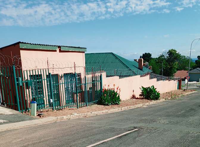 Zinhle's room