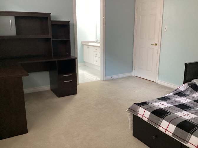 Oscar's room