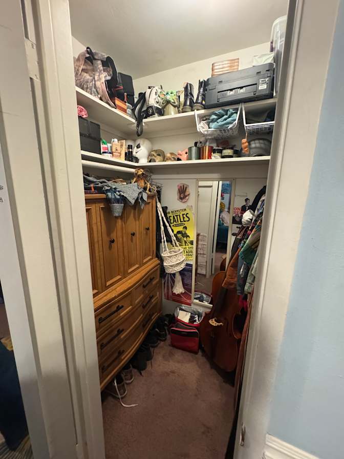 Stephanie's room