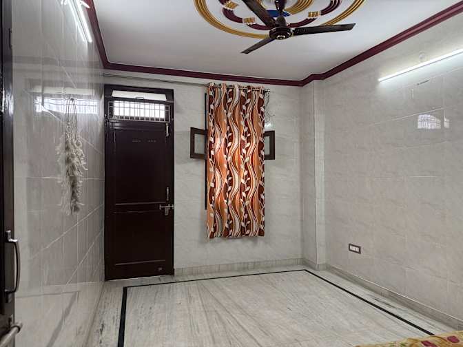 Mayuri's room