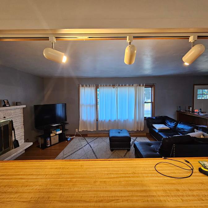 Juan's room