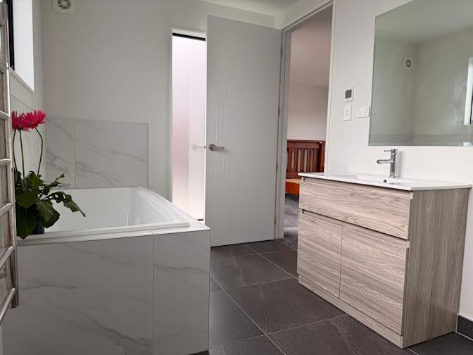 Daniella Bacunawa's room