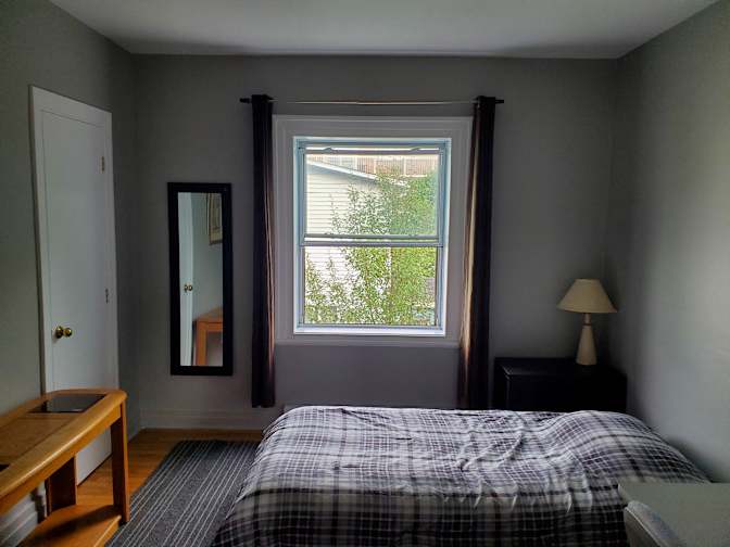 Alain's room
