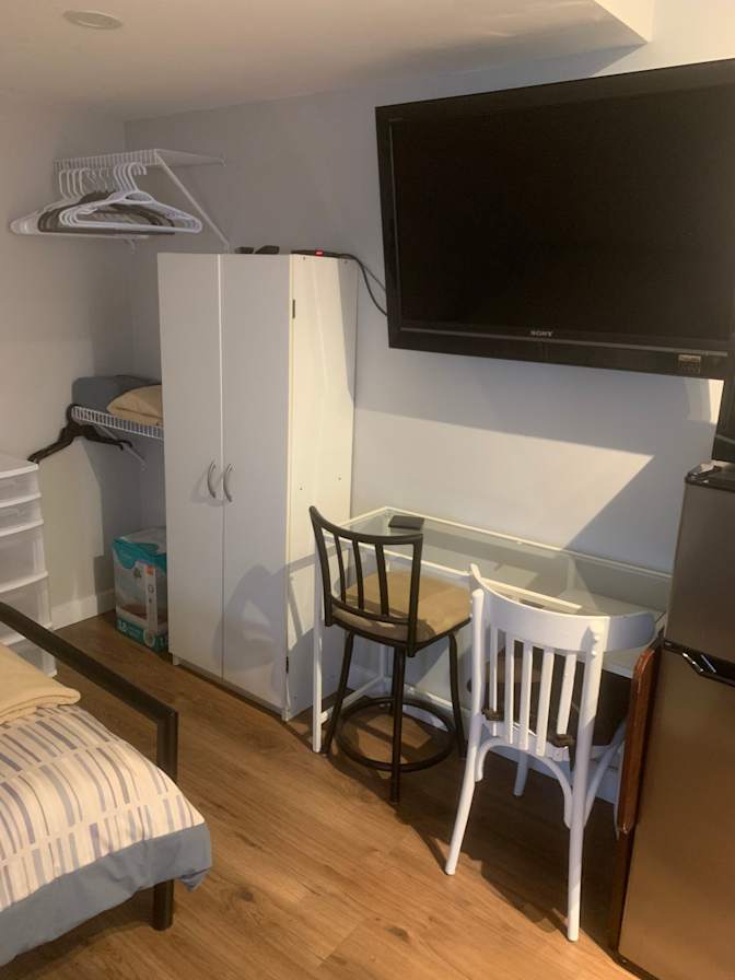 JMiles's room
