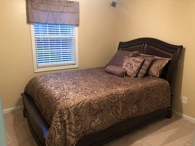 Kenneth's room