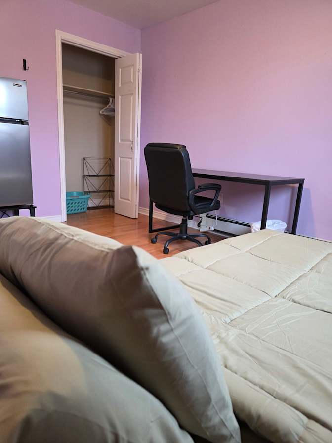 Steve's room