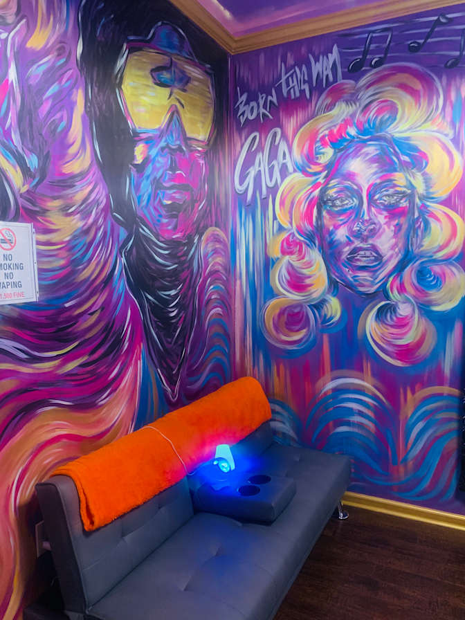 Naomi Sparkle's room