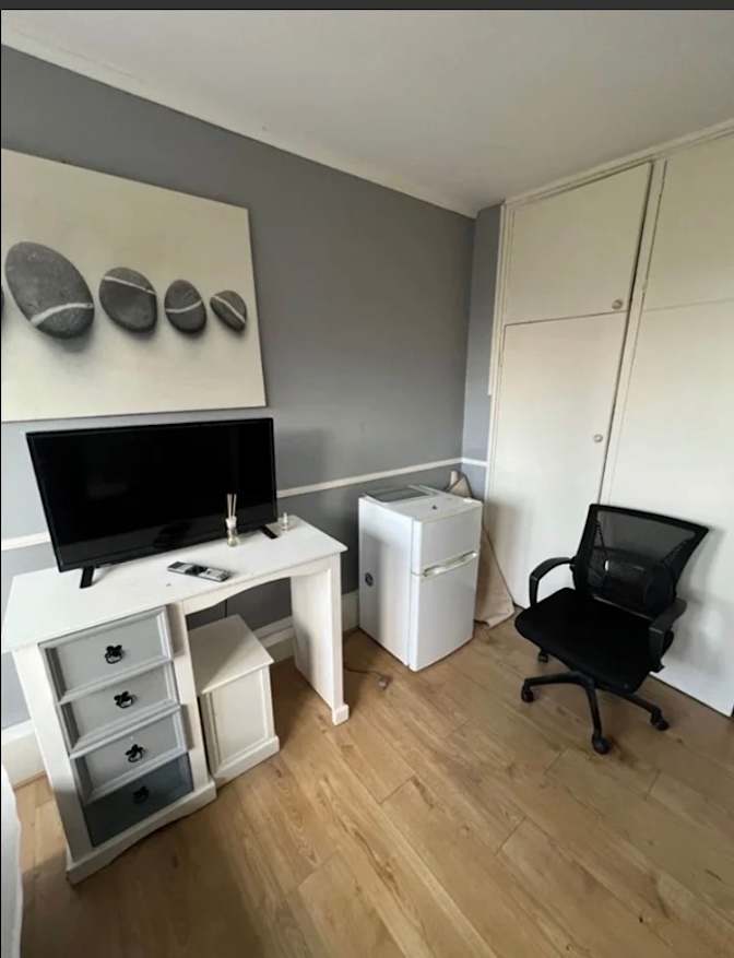 Shamaine's room