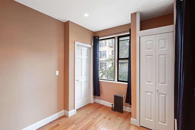 Sam June's room
