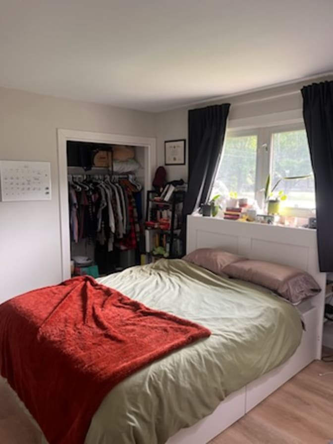 Louise's room