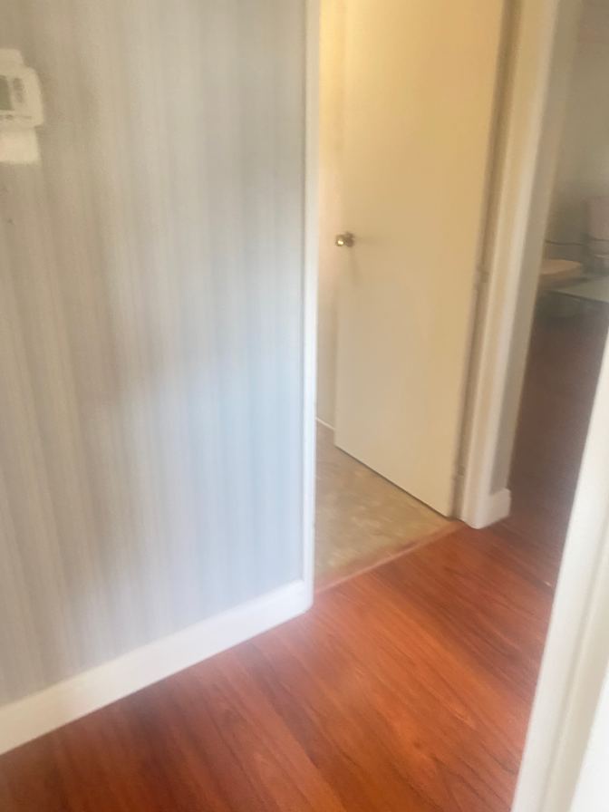Lisa Della's room