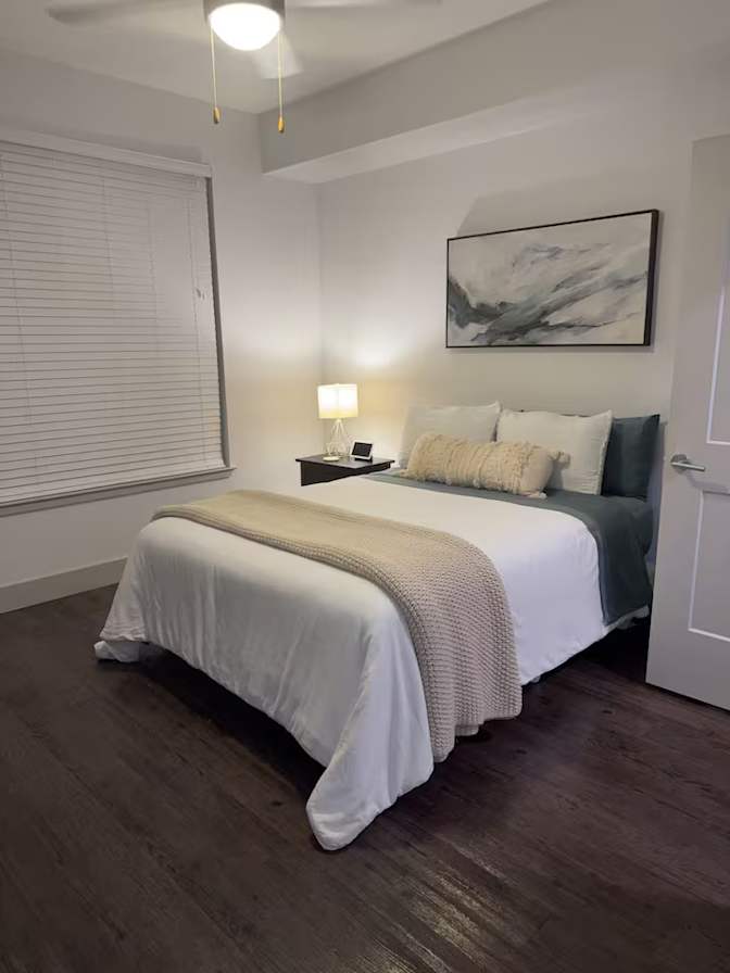 Eva's room