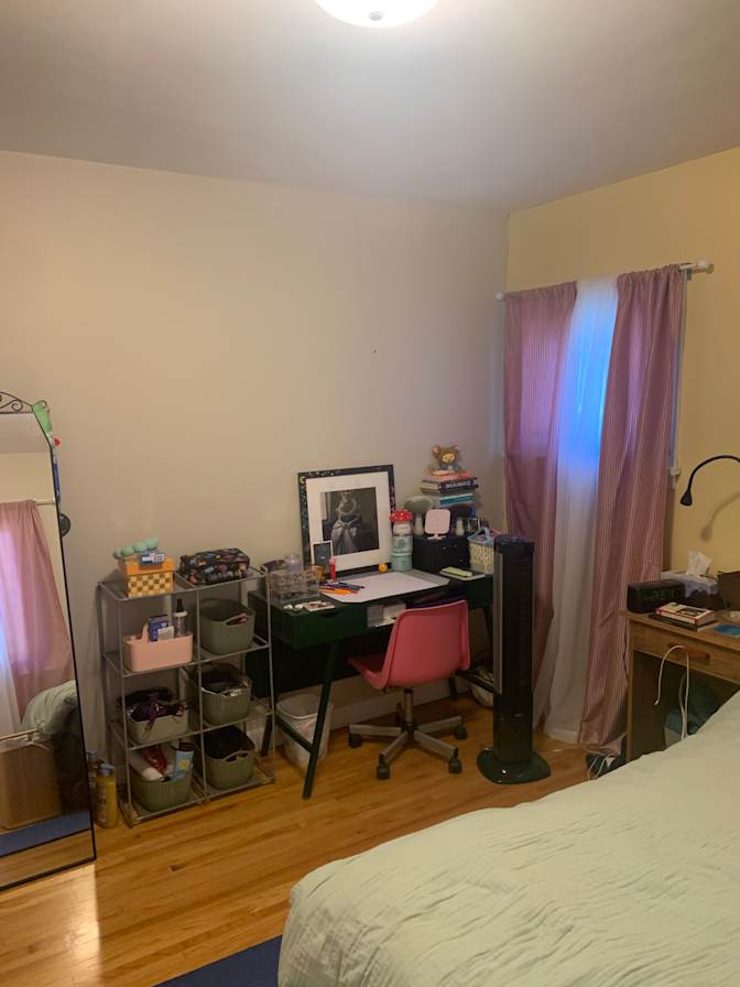 shaynah's room